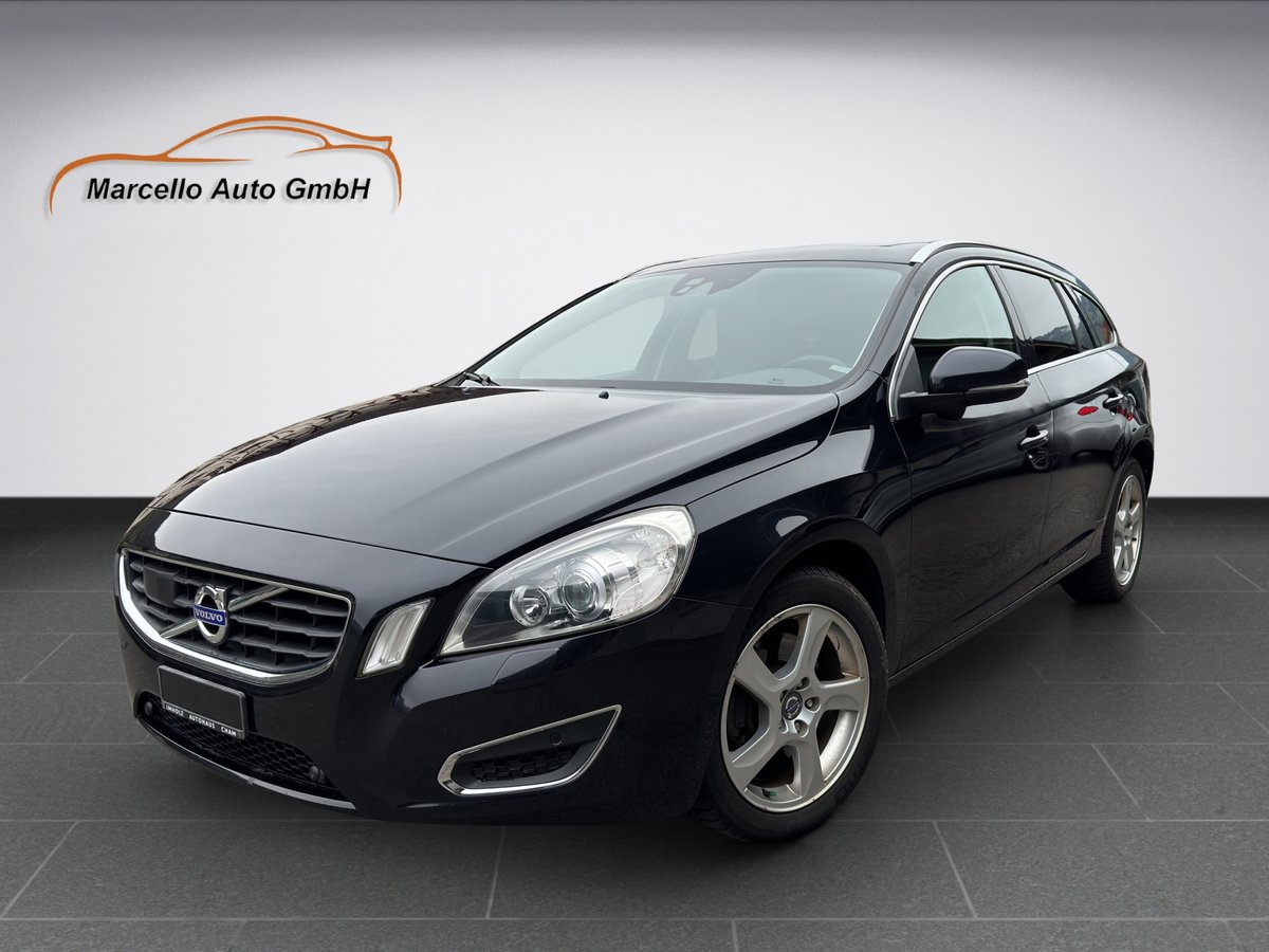 VOLVO V60 D5 AWD Summum Geartronic gebraucht für CHF 6'990,