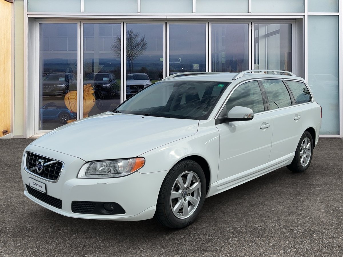 VOLVO V70 1.6 D Summum gebraucht für CHF 8'950,