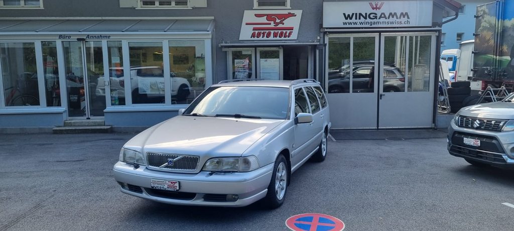 VOLVO V70 Kombi 2.4 20V gebraucht für CHF 3'990,