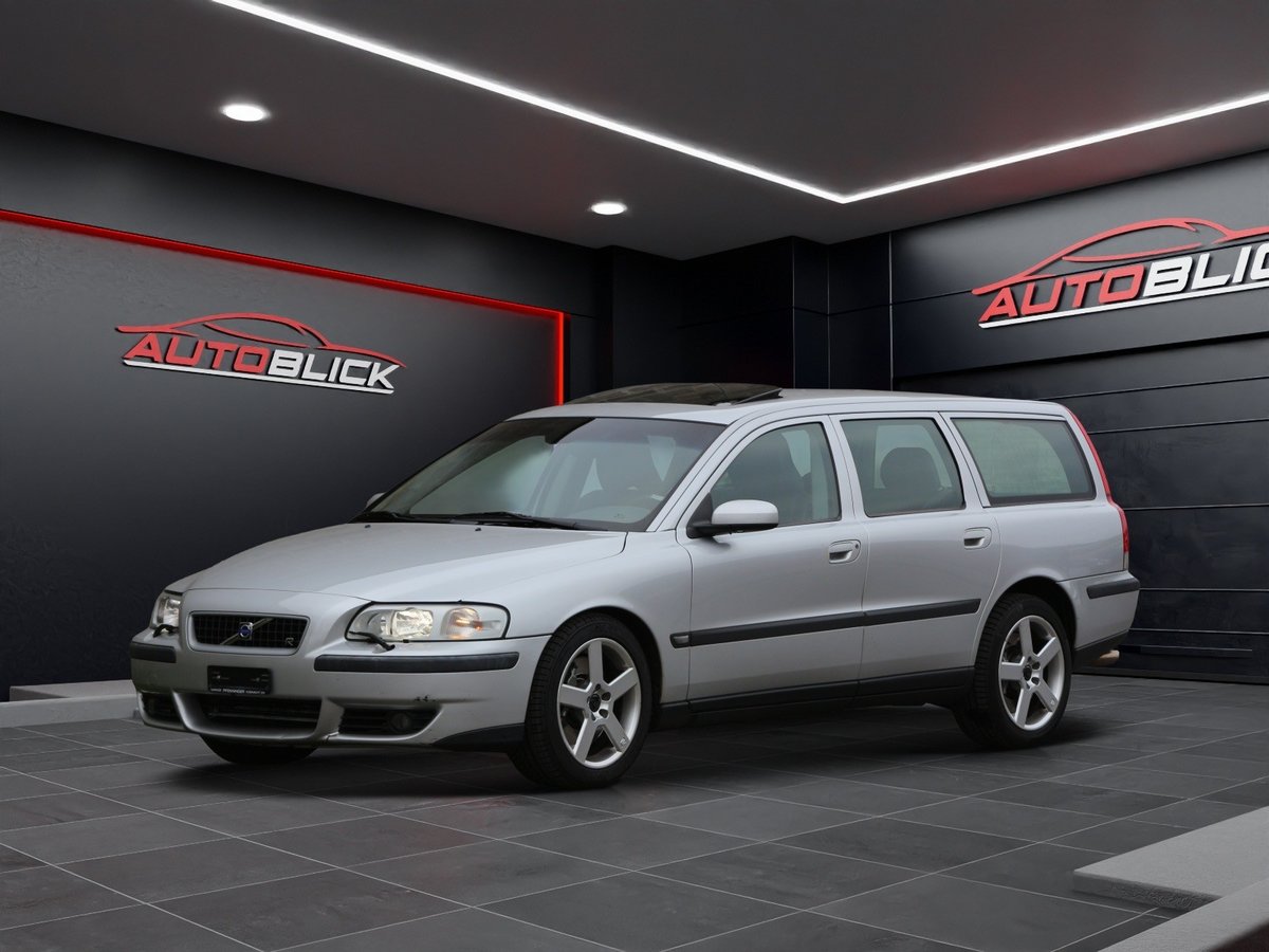 VOLVO V70 R AWD gebraucht für CHF 9'990,