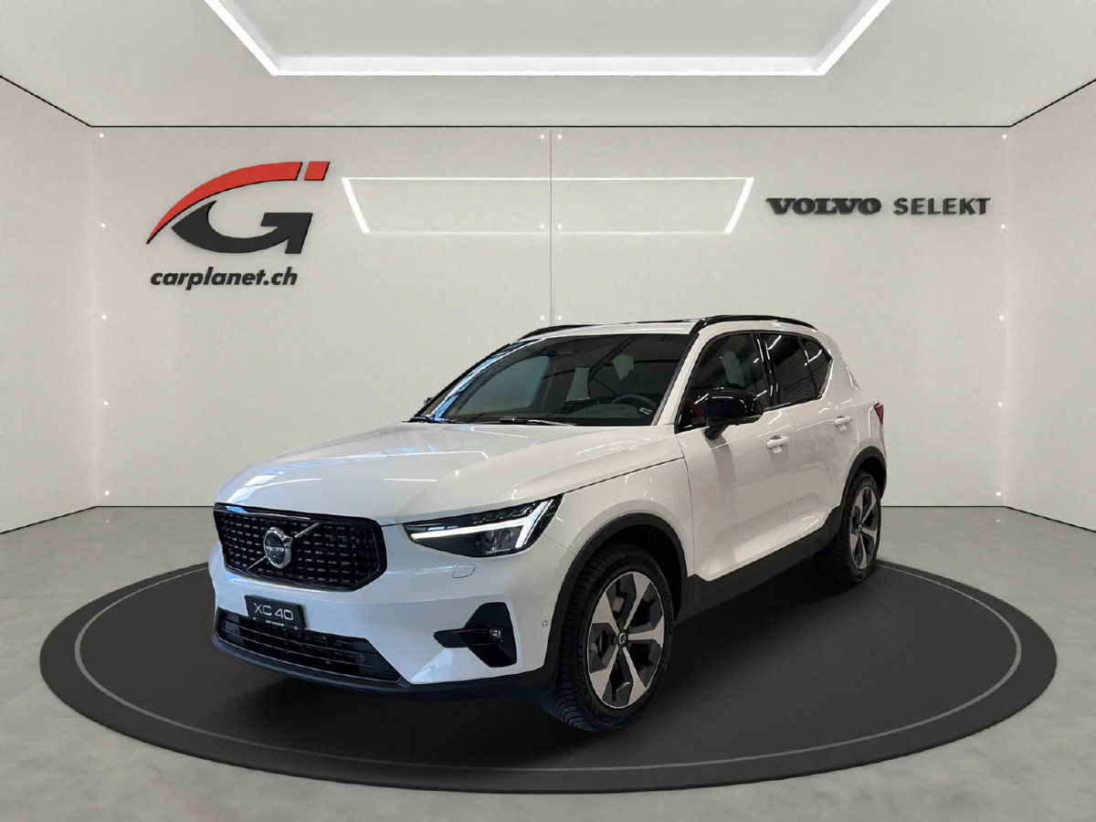 VOLVO XC40 2.0 B4 MH Ultra Dark neu für CHF 62'340,