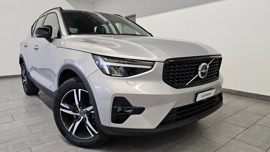 VOLVO XC40 2.0 B3 MH Plus Dark gebraucht für CHF 38'390,