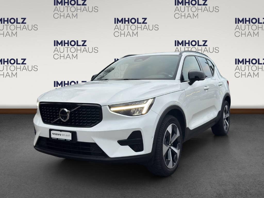 VOLVO XC40 2.0 B3 MH Plus Dark gebraucht für CHF 41'400,