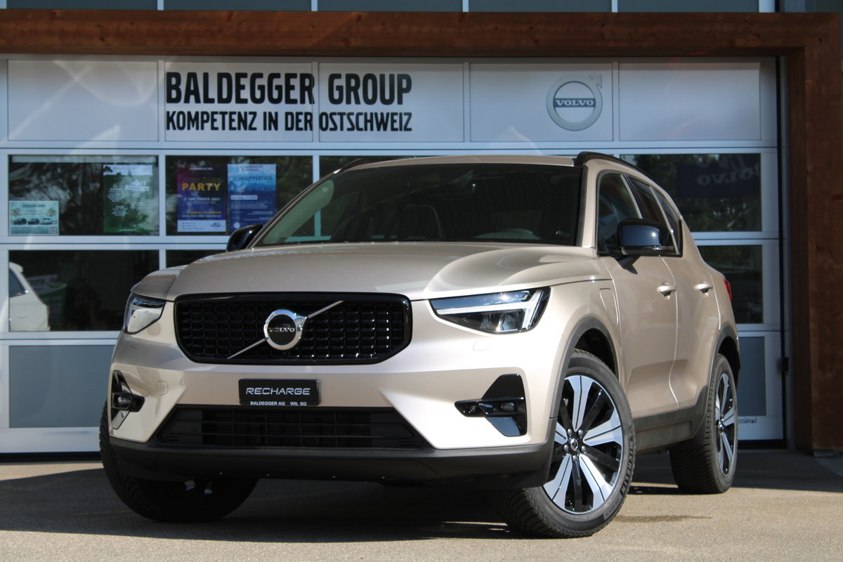 VOLVO XC40 1.5 T4 PiH Ultimate Dar vorführwagen für CHF 45'730,