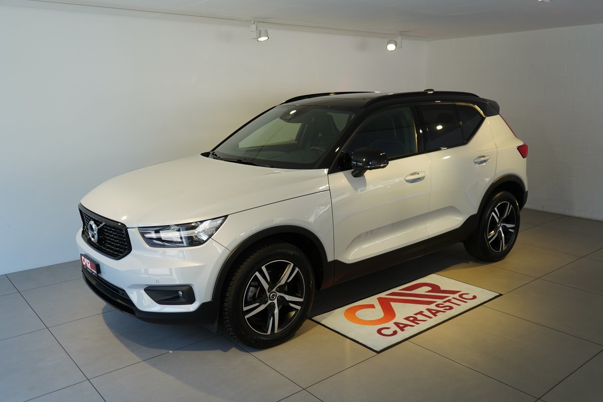 VOLVO XC40 B5 B AWD R