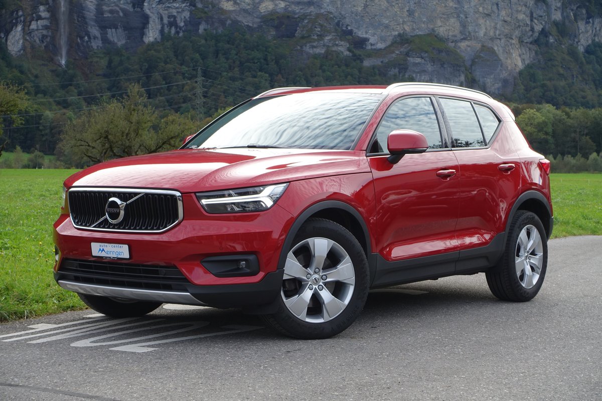 VOLVO XC40 2.0 B4 MH Momentum AWD gebraucht für CHF 19'890,