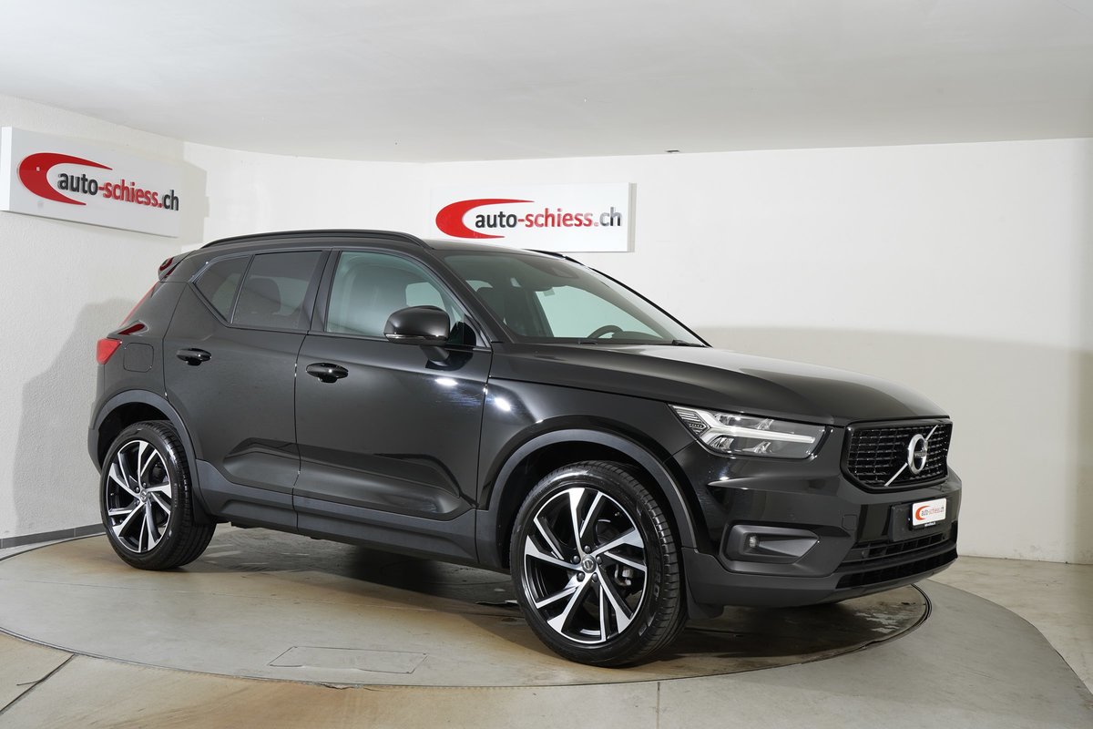 VOLVO XC40 T3 R