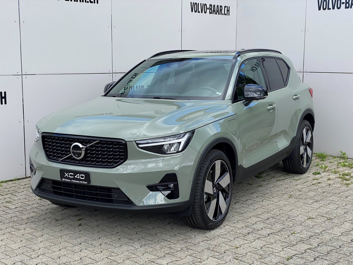 VOLVO XC40 1.5 T4 PiH Ultimate Dar vorführwagen für CHF 54'553,