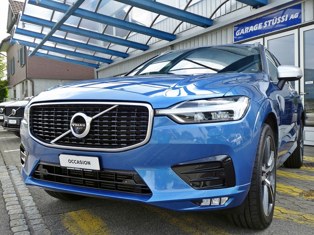 VOLVO XC60 T5 AWD R