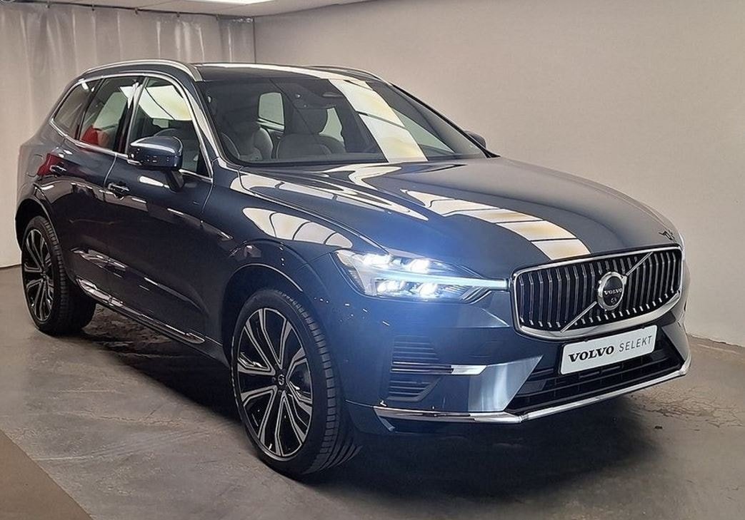 VOLVO XC60 T6 eAWD PluginHybrid Pl neu für CHF 59'900,