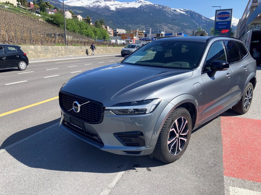 VOLVO XC60 T6 eAWD R