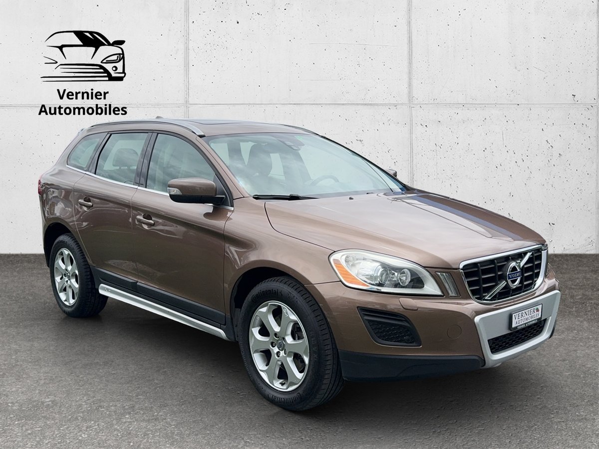 VOLVO XC60 2.0T Summum Powershift gebraucht für CHF 12'900,