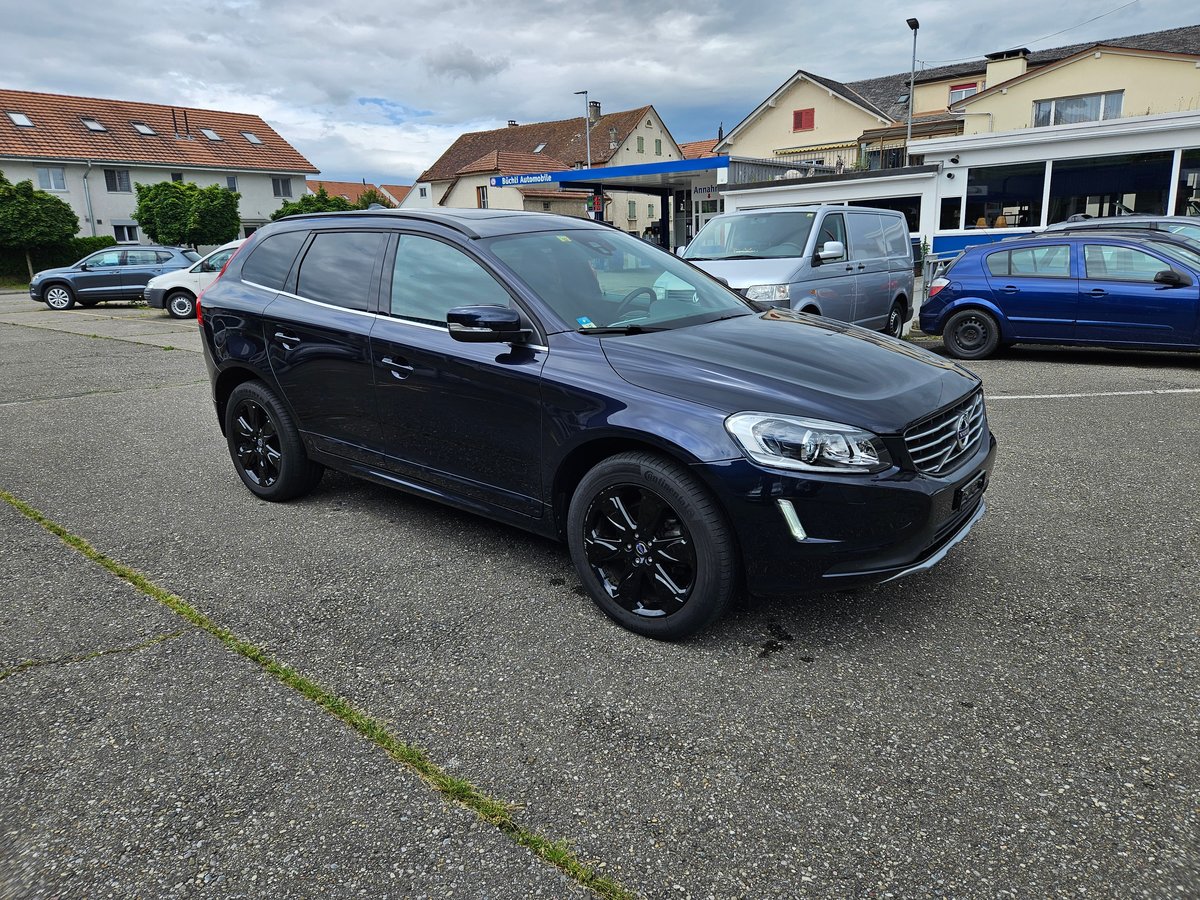 VOLVO XC60 T6 Momentum Geartronic gebraucht für CHF 18'500,