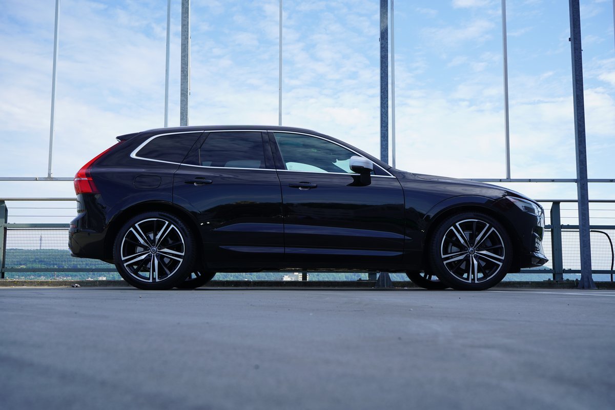 VOLVO XC60 T6 AWD R