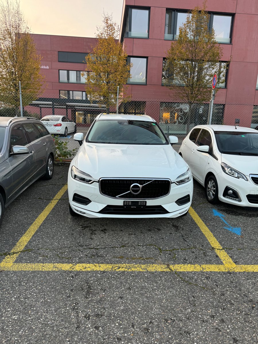 VOLVO XC60 D4 AWD R