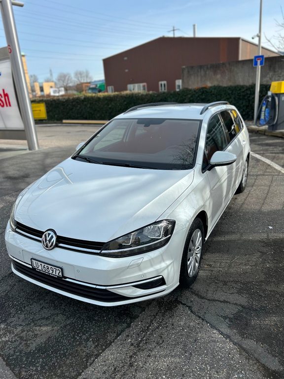 VW Golf VII Variant 1.5 TSI Comfor gebraucht für CHF 15'500,