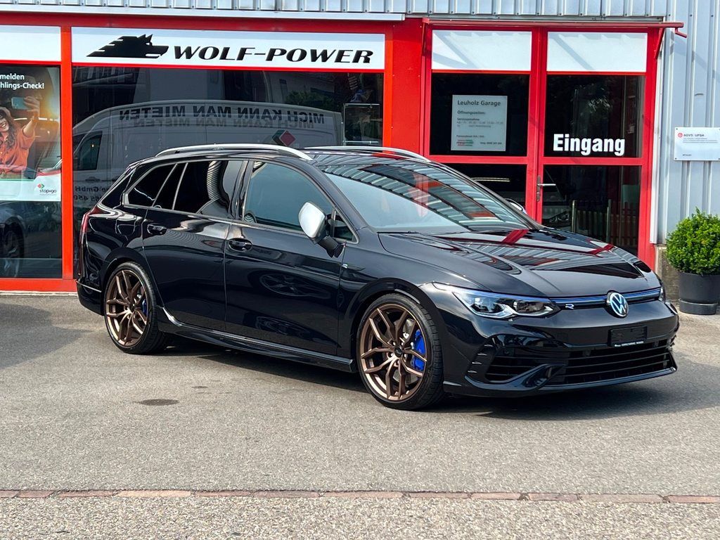 VW Golf VIII Variant 2.0 TSI R DSG gebraucht für CHF 42'900,