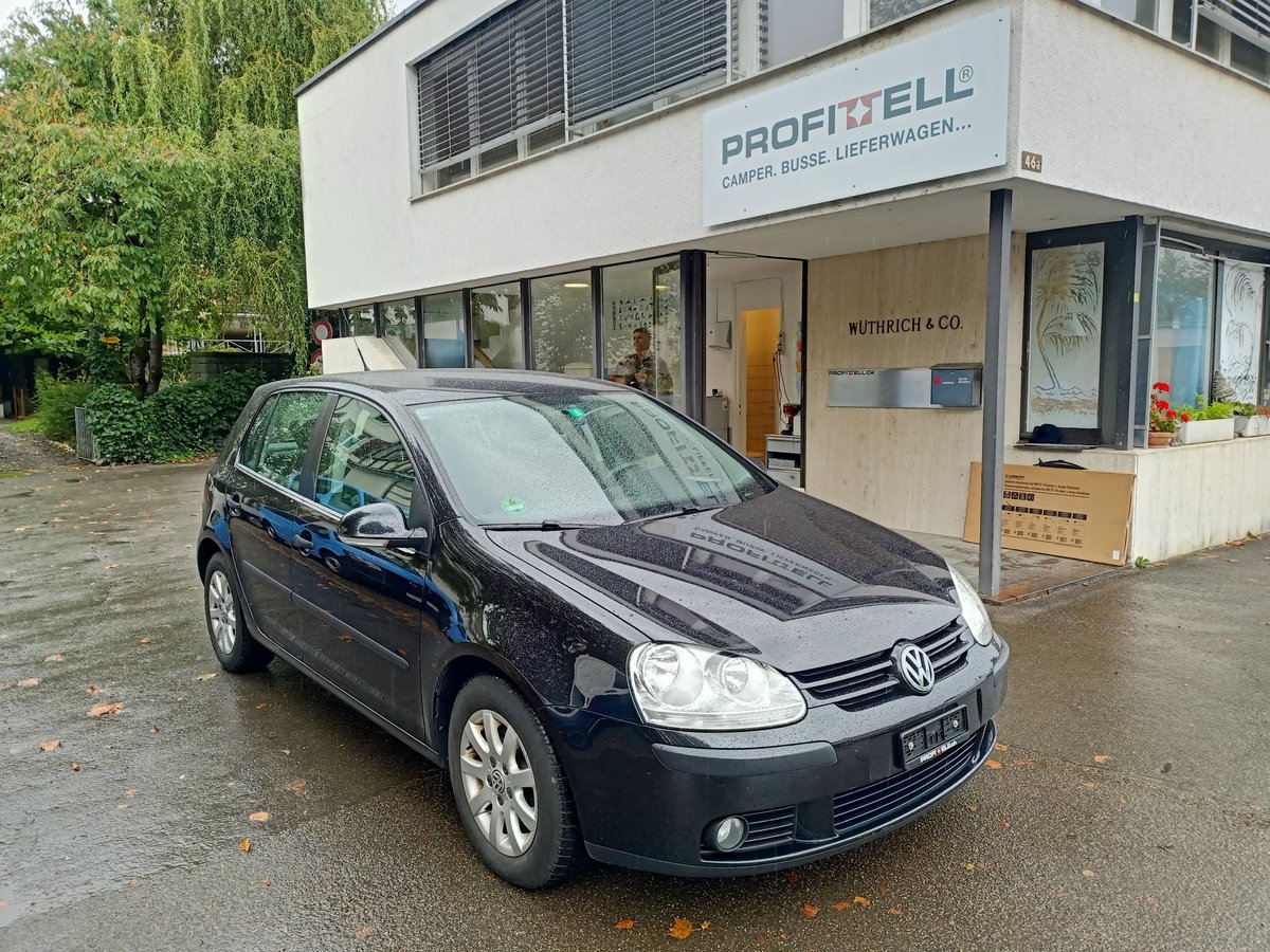 VW Golf 1.6 FSI Comfortline gebraucht für CHF 4'500,