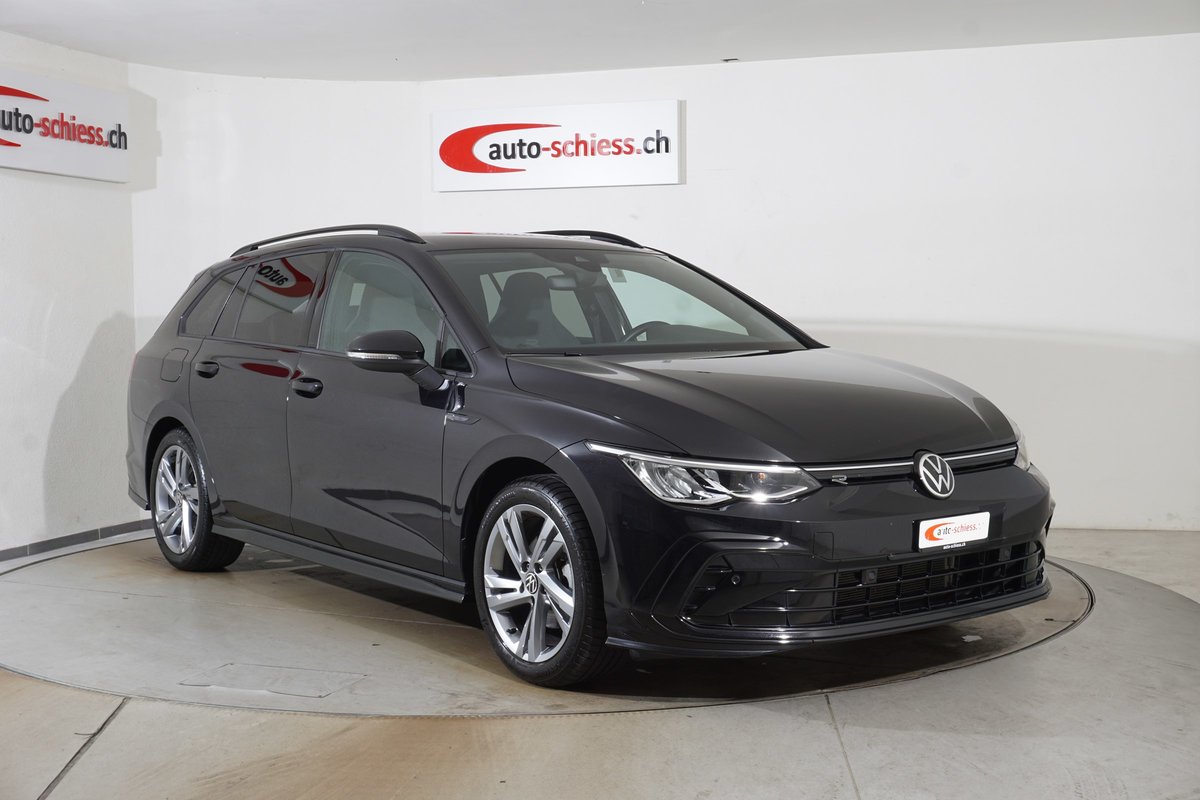 VW GOLF Variant 1.5 eTSI R