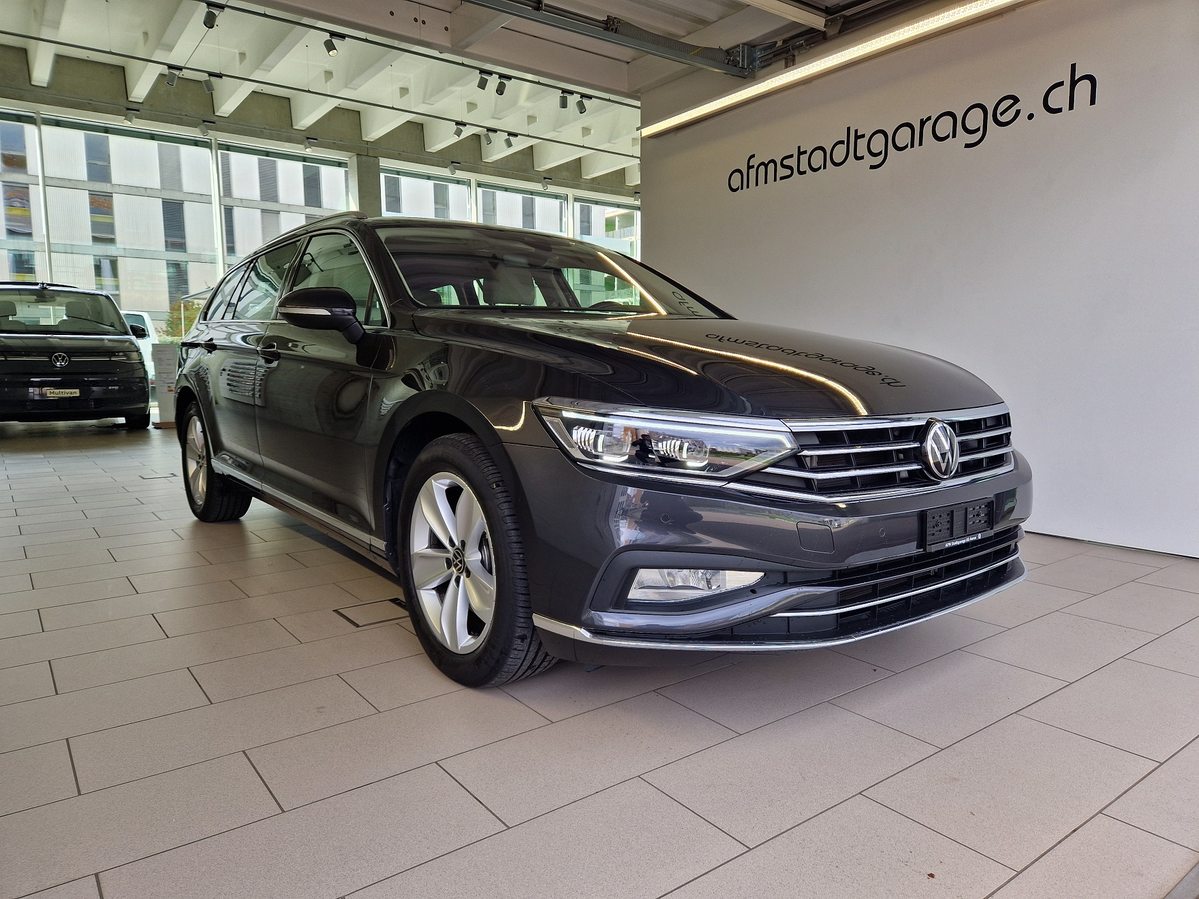 VW Passat Variant Elegance gebraucht für CHF 30'900,