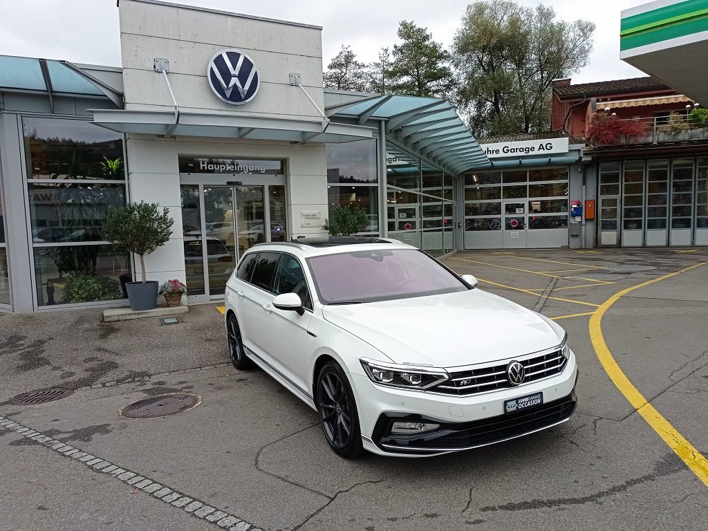 VW Passat Variant Elegance gebraucht für CHF 41'900,