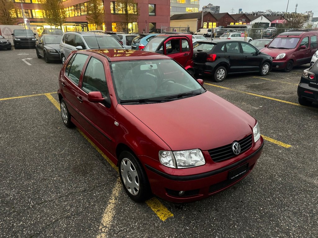 VW Polo 1.4 16V 75 gebraucht für CHF 1'900,