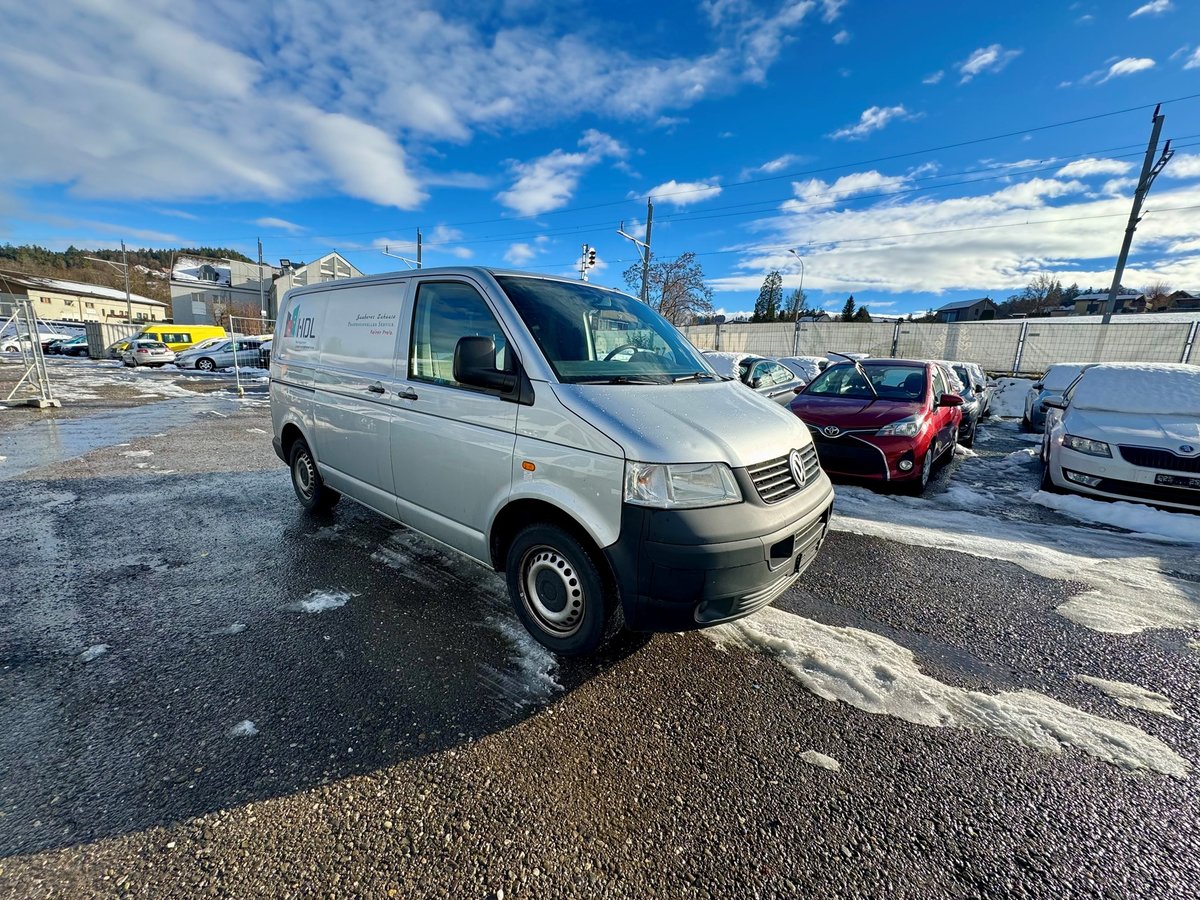 VW T5 2.5 TDI mit Klimaanlage gebraucht für CHF 3'500,