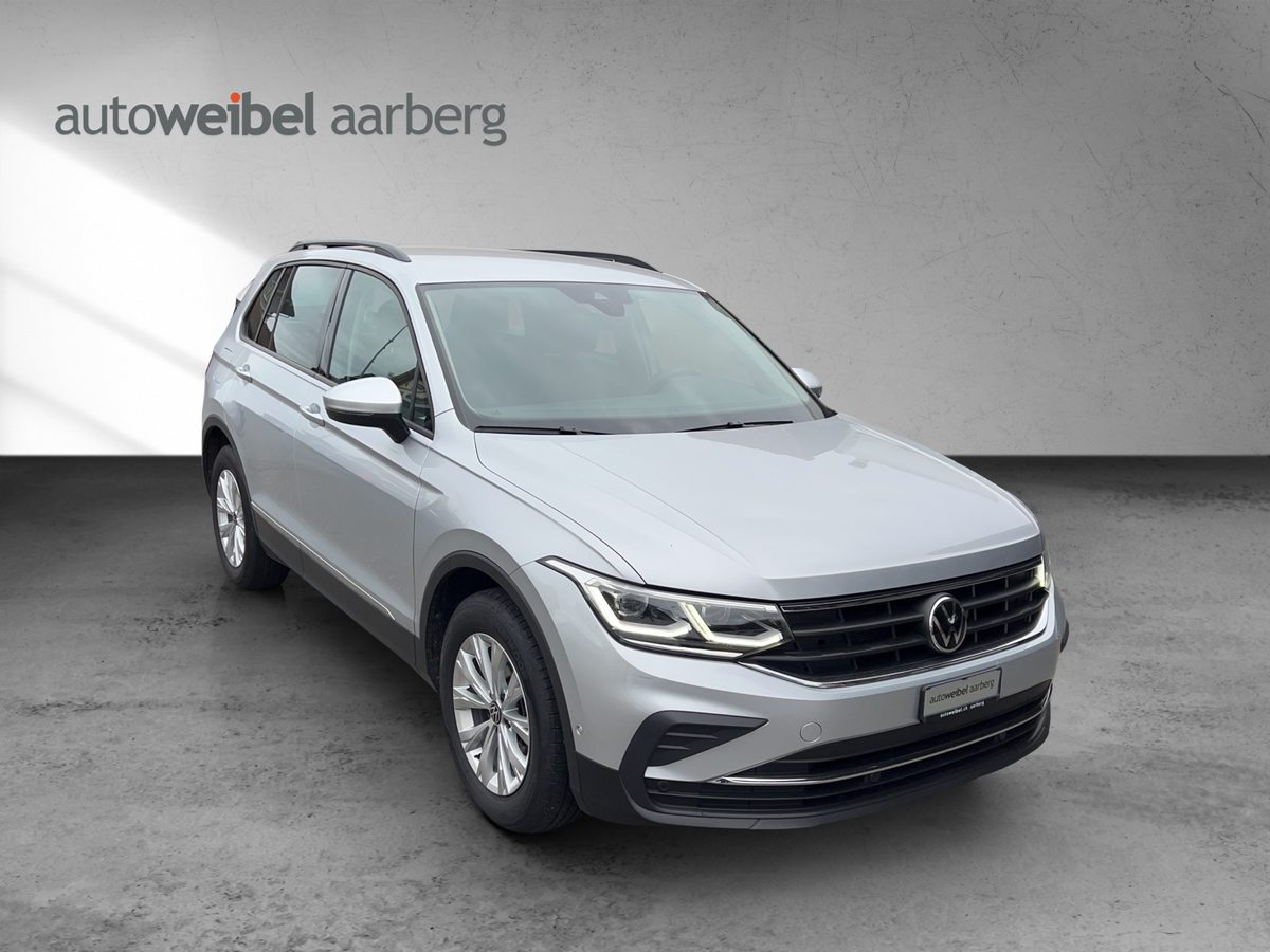 VW Tiguan Life gebraucht für CHF 28'950,