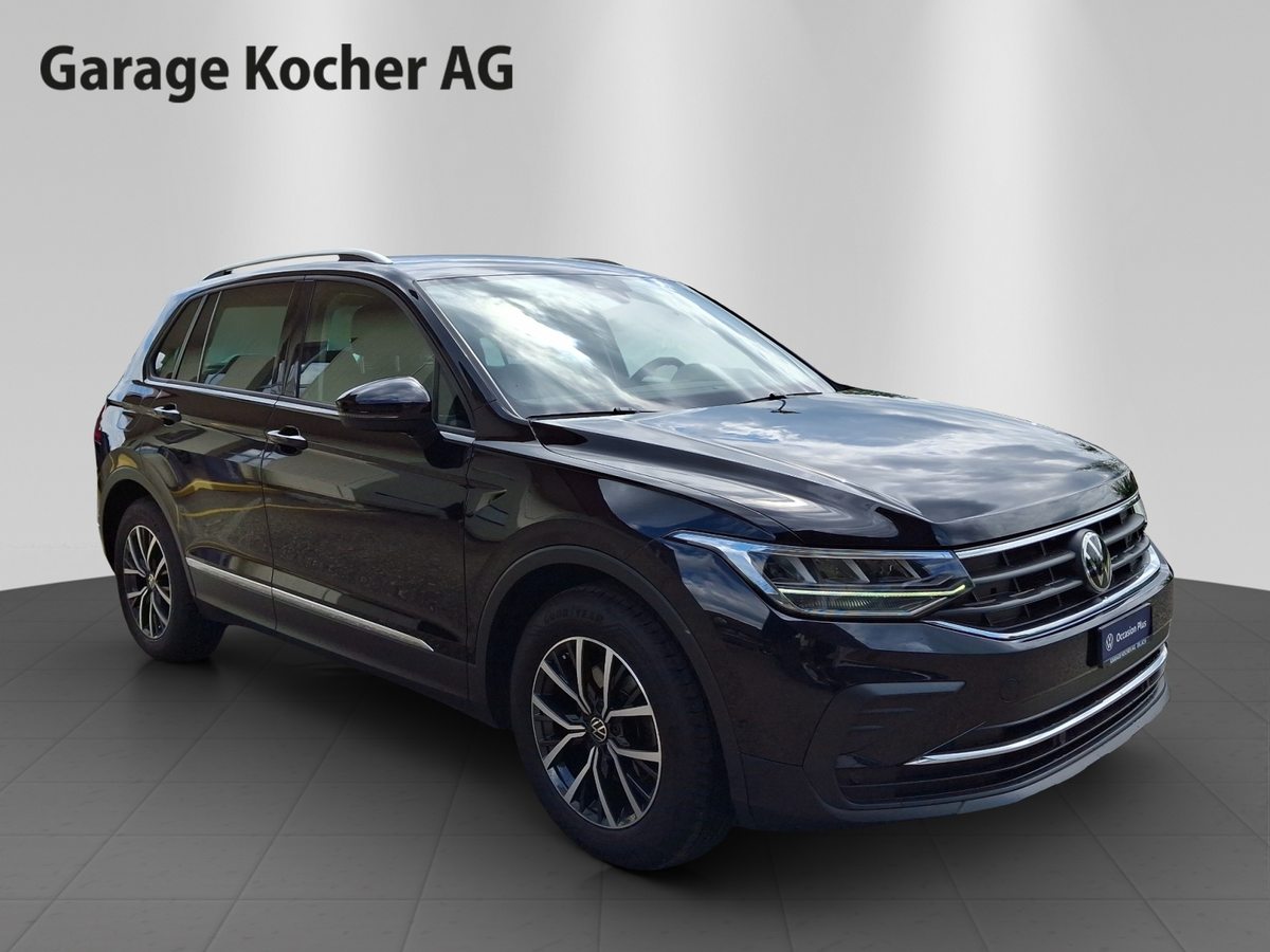 VW Tiguan Life gebraucht für CHF 24'900,