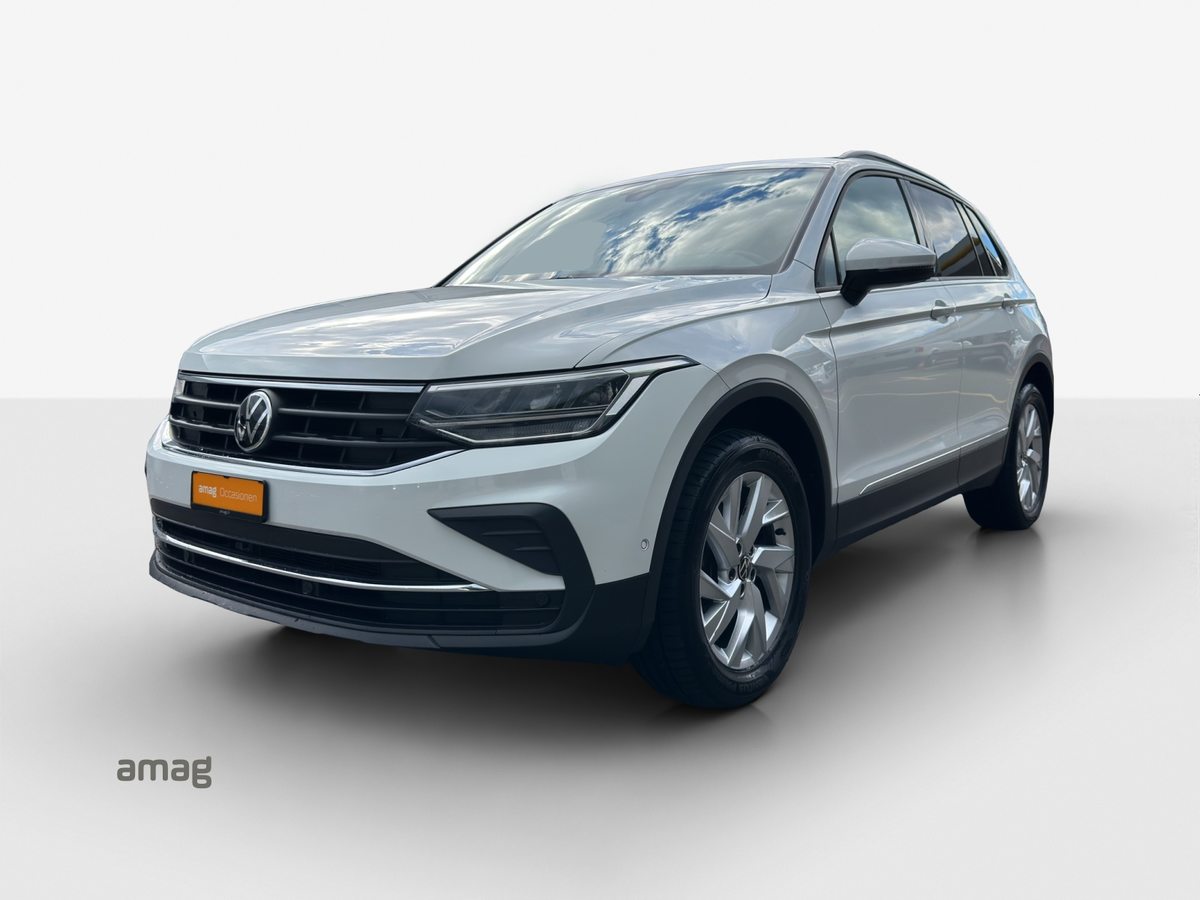 VW Tiguan Life gebraucht für CHF 23'990,