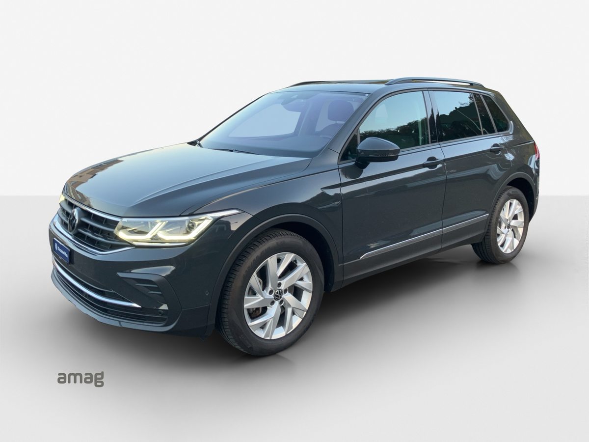 VW Tiguan Life gebraucht für CHF 32'990,