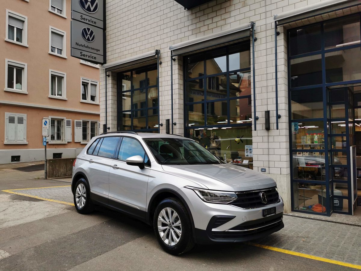 VW Tiguan Life gebraucht für CHF 33'900,