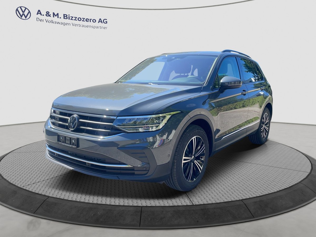 VW Tiguan Life gebraucht für CHF 39'990,