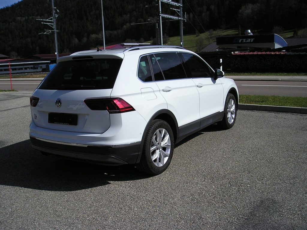 VW Tiguan 2.0 TSI Highline DSG gebraucht für CHF 26'500,