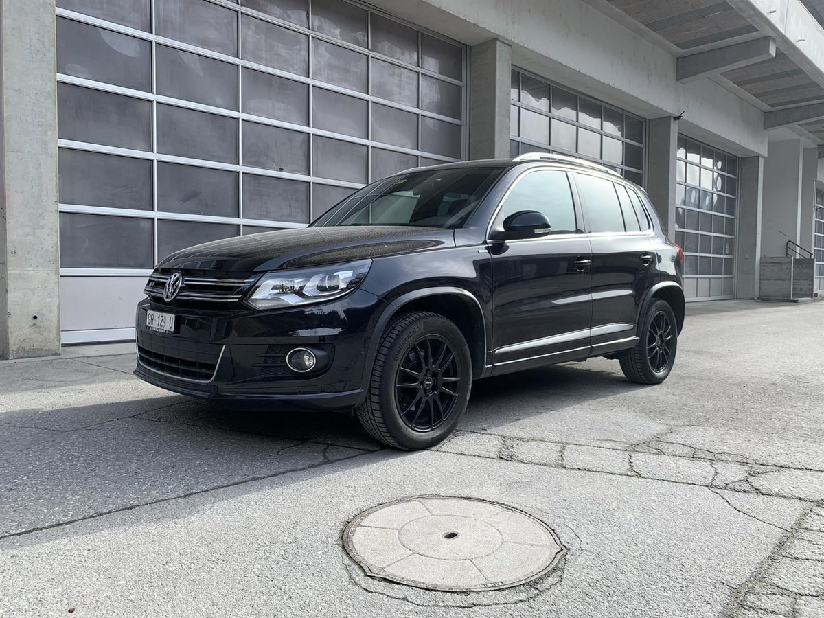 VW Tiguan 2.0 TSI 210 Sport & Styl gebraucht für CHF 18'400,