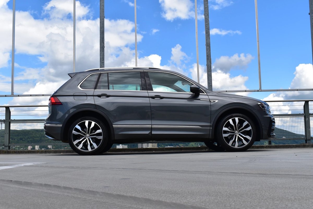 VW TIGUAN 2.0TSI HIGHLINE R LINE P gebraucht für CHF 32'999,