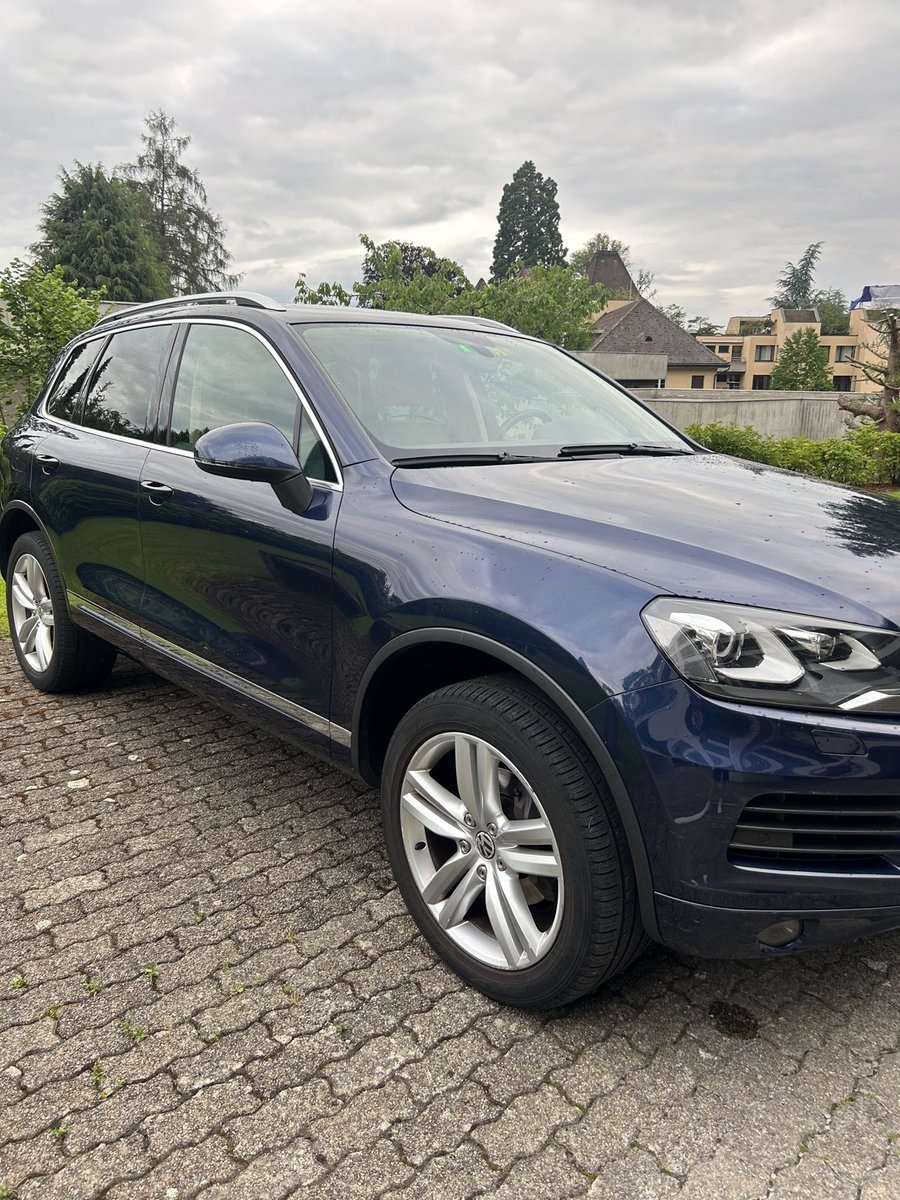 VW Touareg 3.0 V6 TDI 245 BlueMT gebraucht für CHF 18'900,