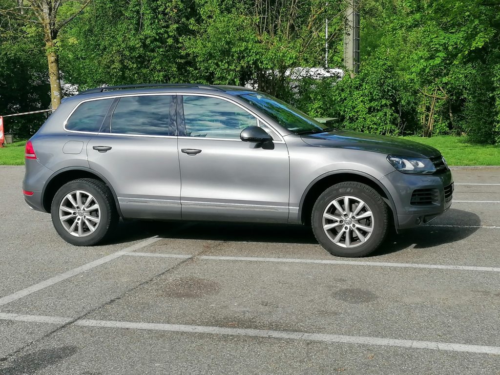 VW Touareg 3.0 V6 TDI 240 BlueMT gebraucht für CHF 13'000,