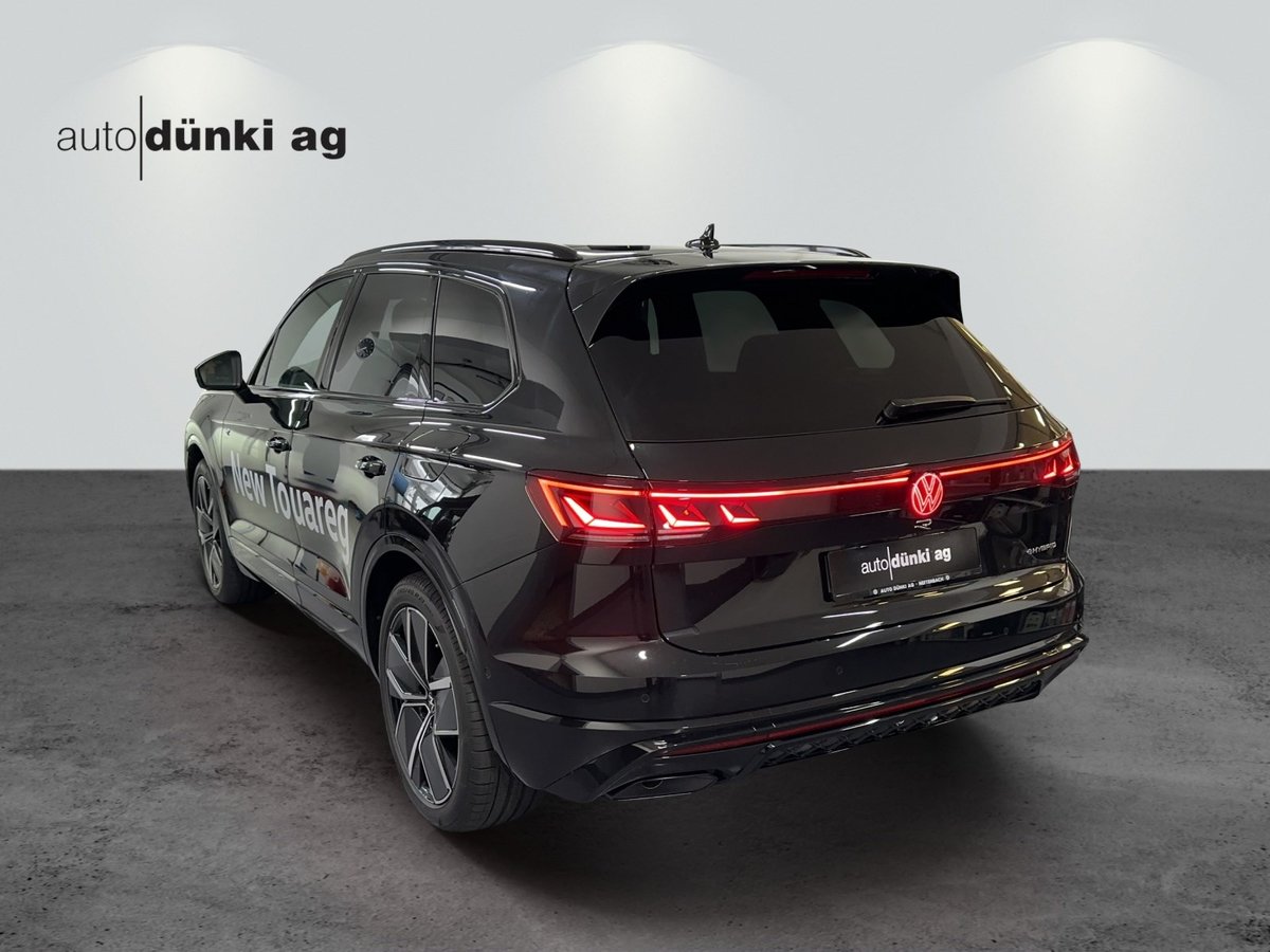 VW Touareg 3.0 TSI eHybrid R Tiptr vorführwagen für CHF 108'000,