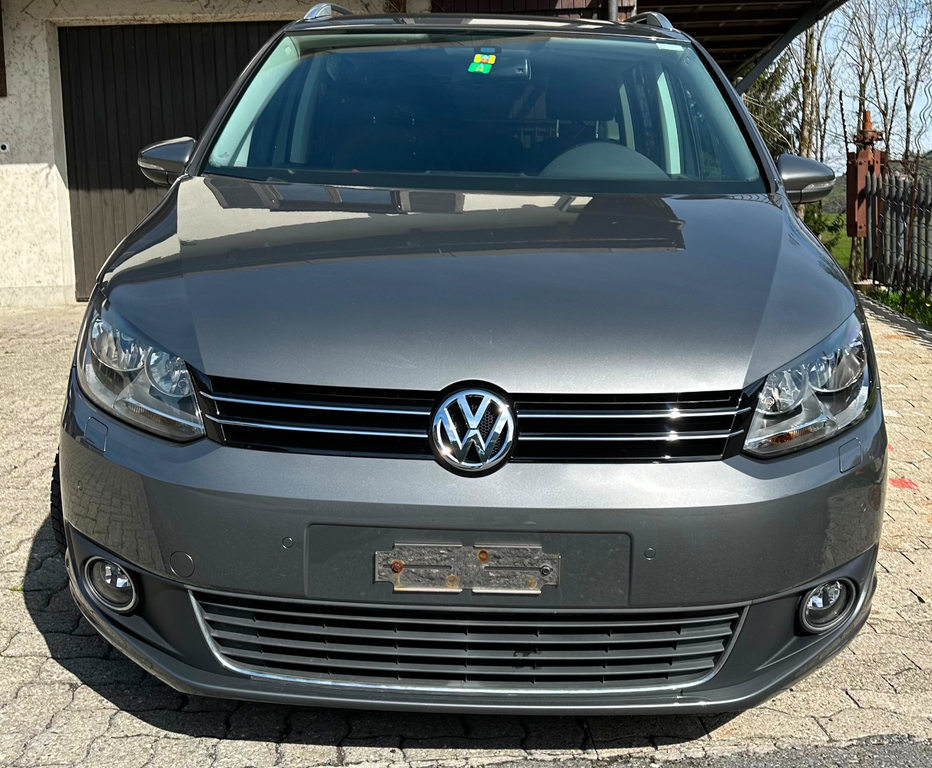 VW Touran 1.4 TSI 140 Highline DSG gebraucht für CHF 9'900,