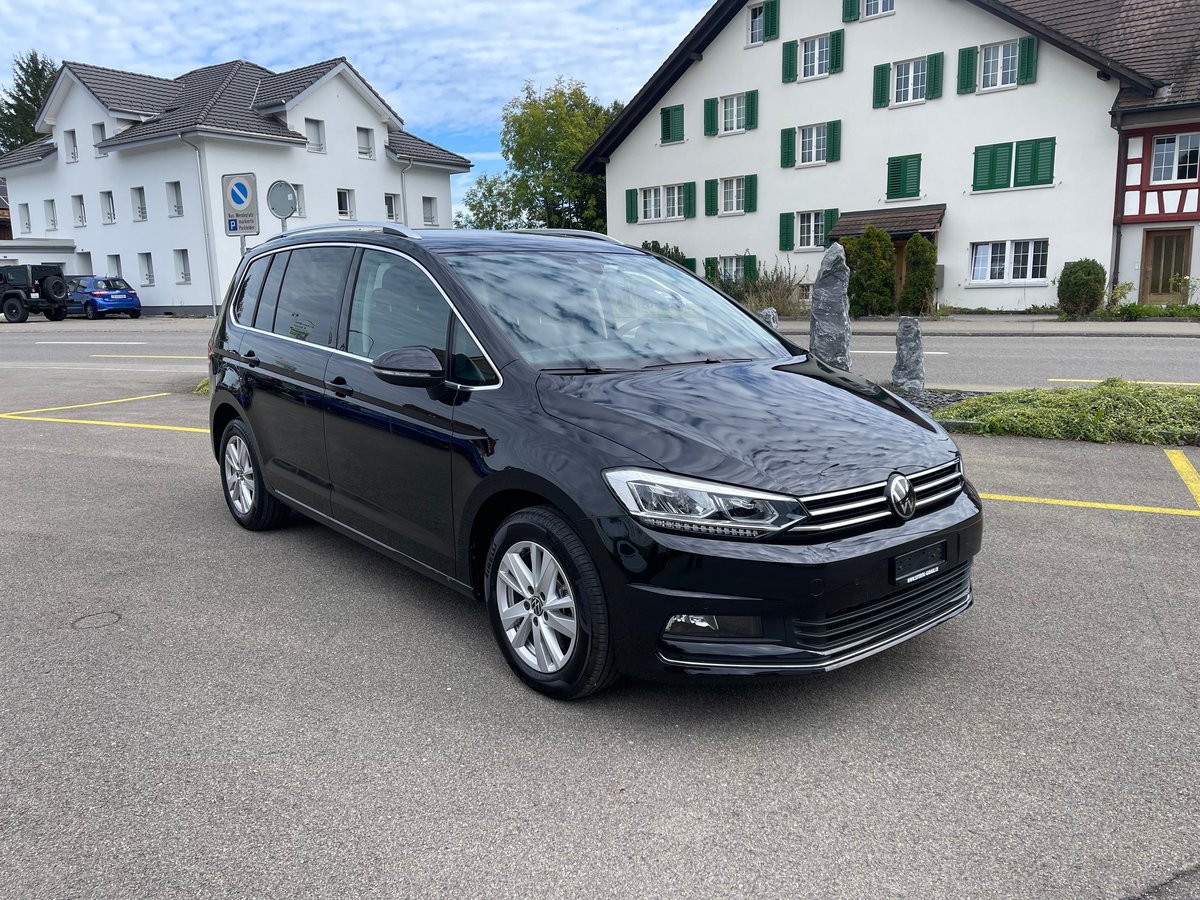 VW Touran 2.0 TDI BlueMotion Techn neu für CHF 42'800,