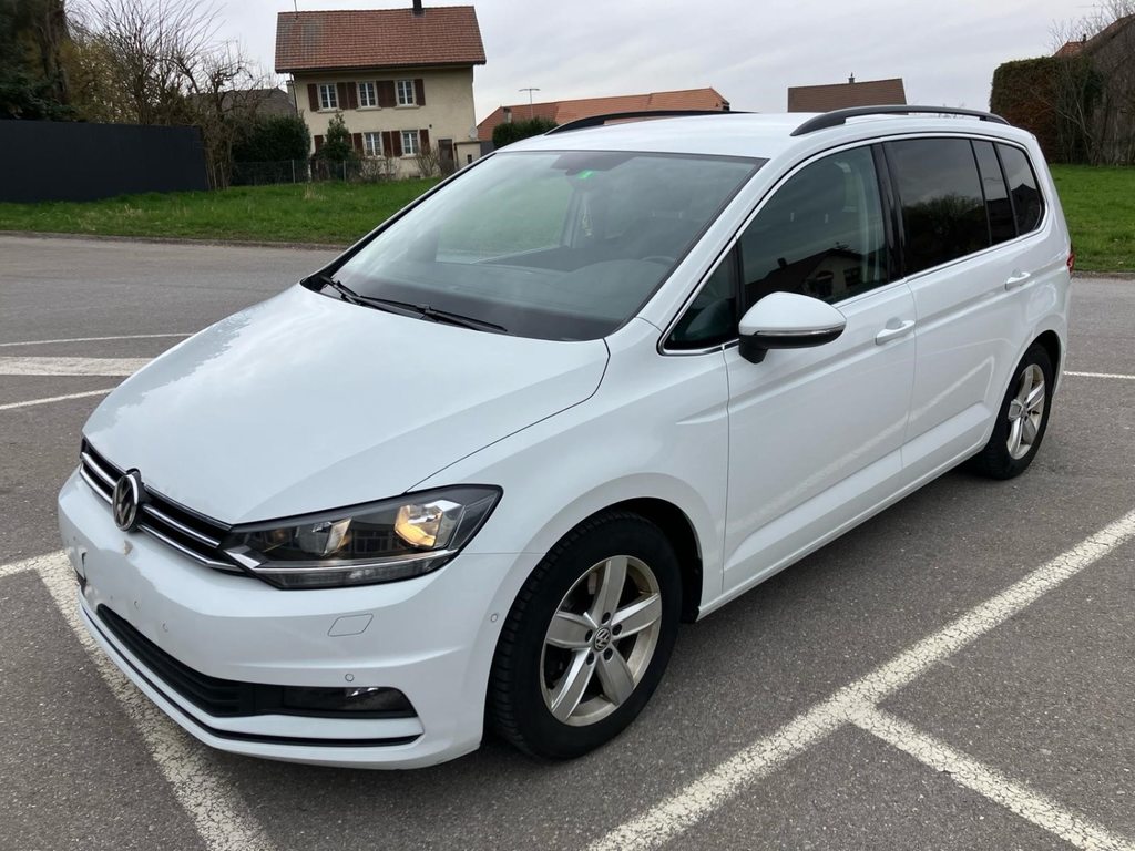 VW Touran 1.5 TSI Comfortline gebraucht für CHF 19'600,