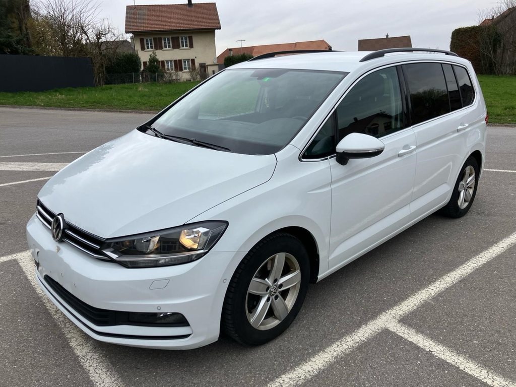 VW Touran 1.5 TSI Comfortline gebraucht für CHF 18'900,