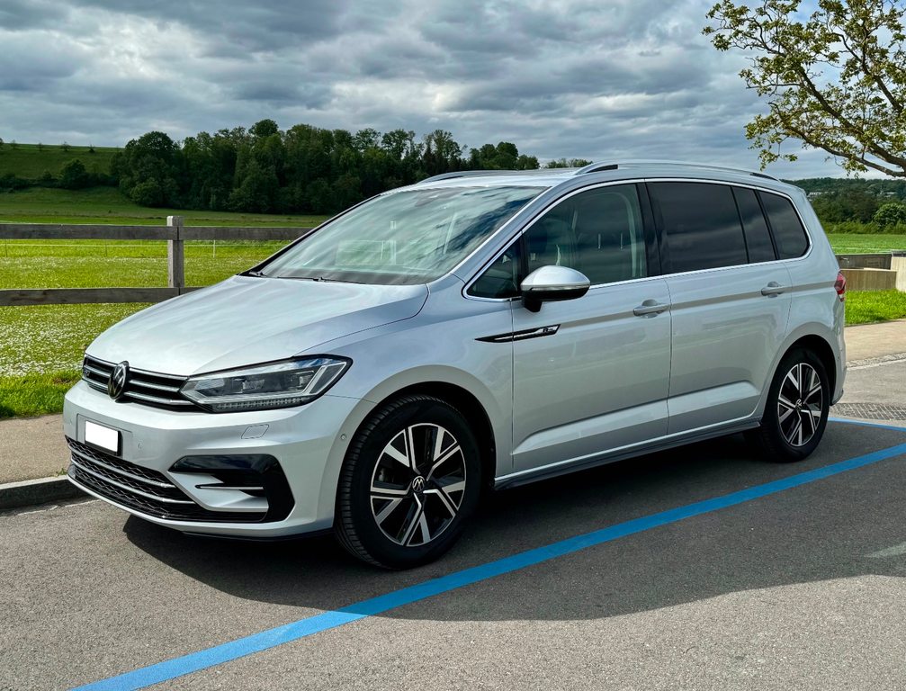 VW Touran 1.5 TSI Highline DSG gebraucht für CHF 39'900,