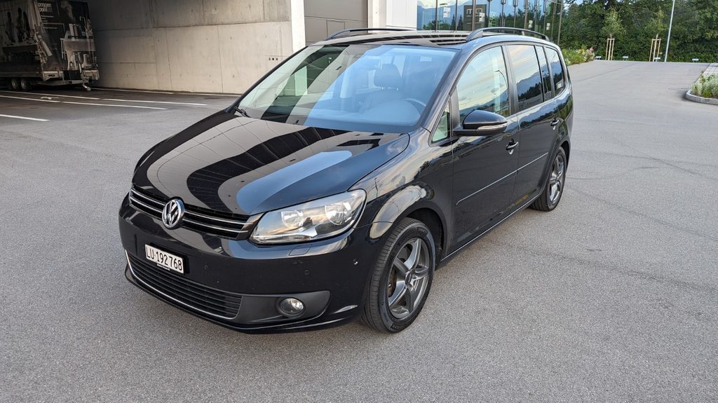 VW Touran 2.0 TDI 140 Comfortline gebraucht für CHF 8'000,