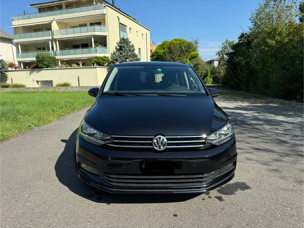 VW Touran 1.5 TSI Comfortline DSG gebraucht für CHF 16'500,