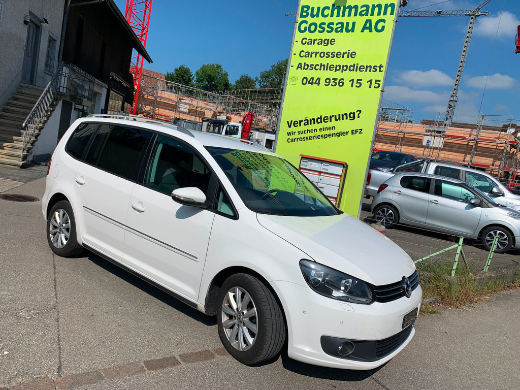 VW Touran 2.0 TDI BlueMT Highline gebraucht für CHF 13'400,