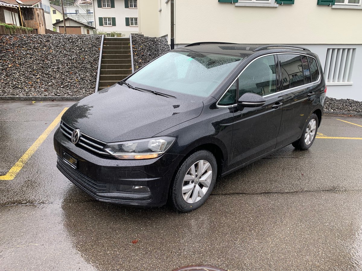 VW Touran 2.0 TDI BlueMotion Techn gebraucht für CHF 22'900,